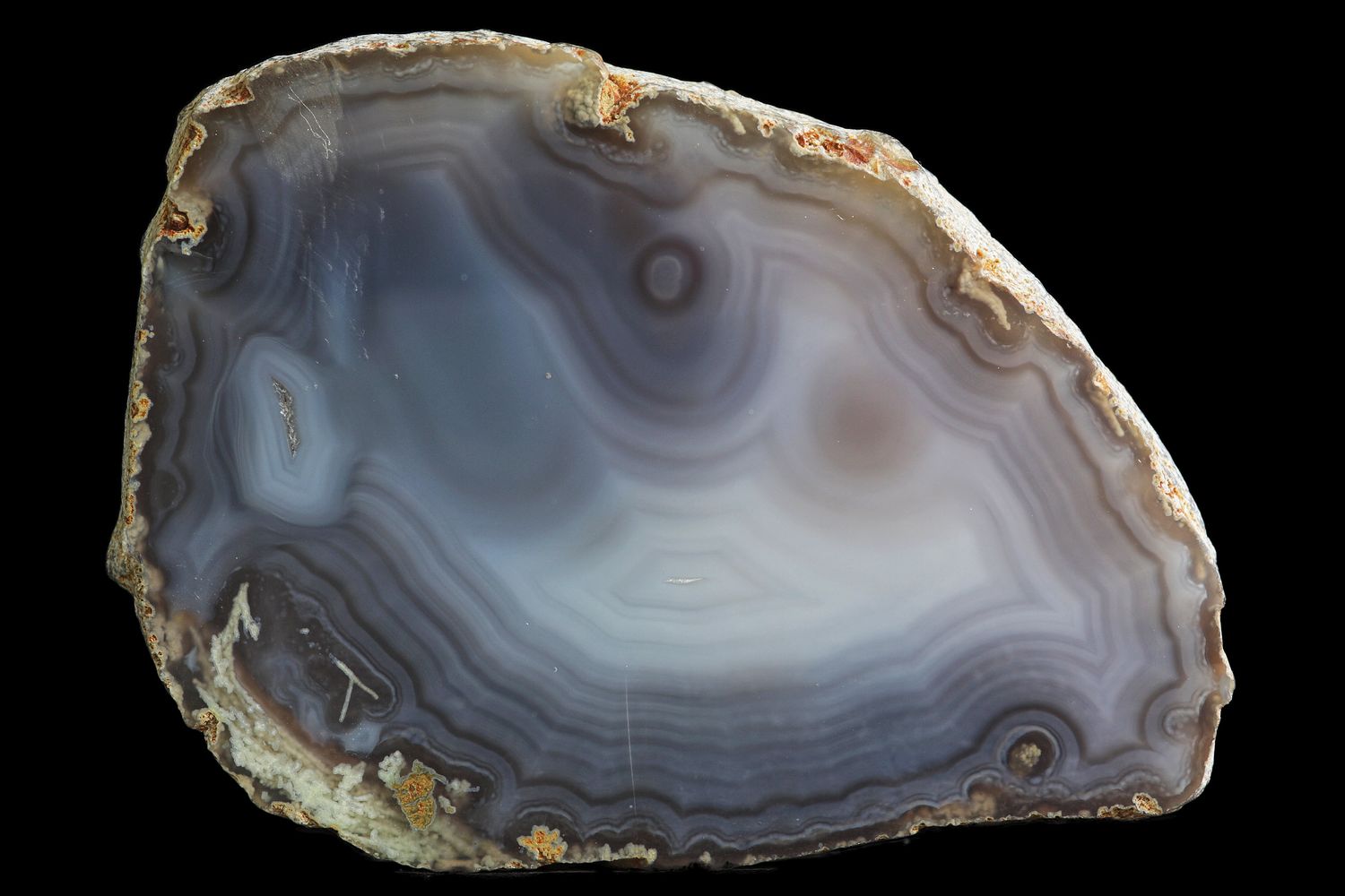 Light Fortification with a milky white centre.  Nice Pattern