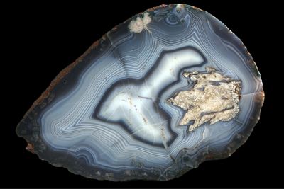 Heavy Fortification with a Calcite infill, bold lines (1.4 kg)