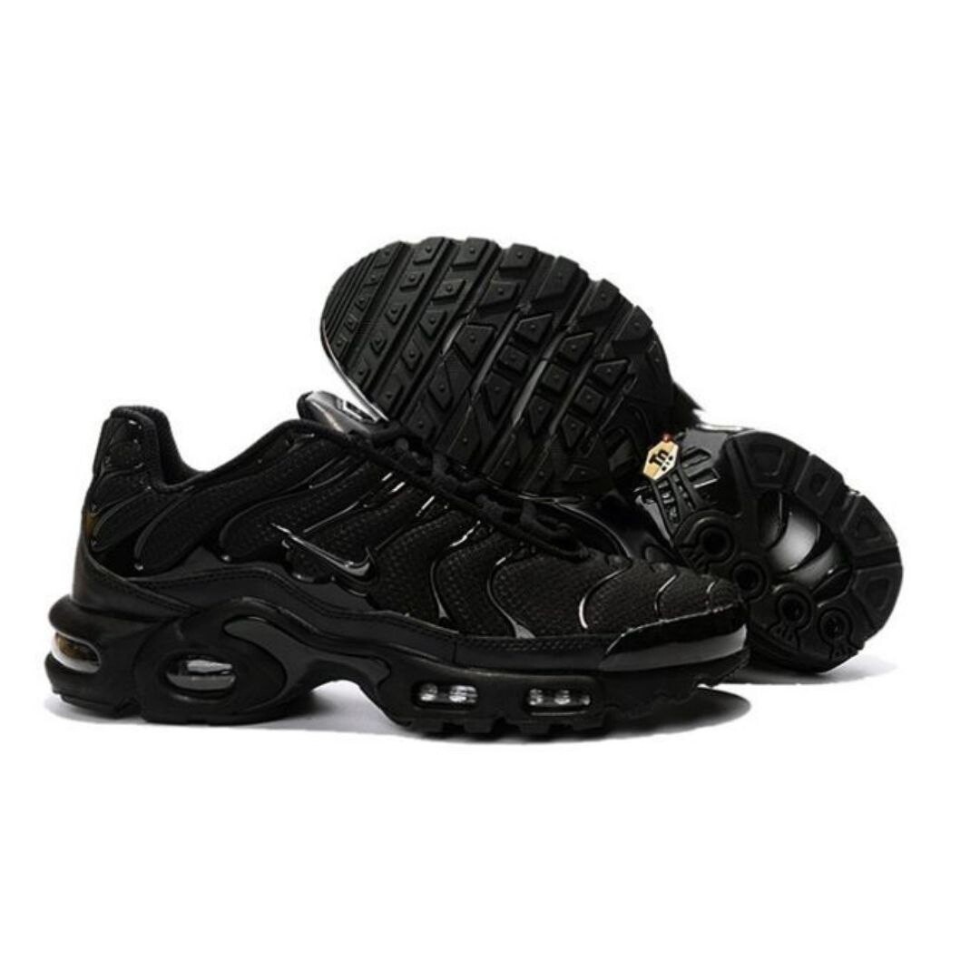 AIR MAX PLUS