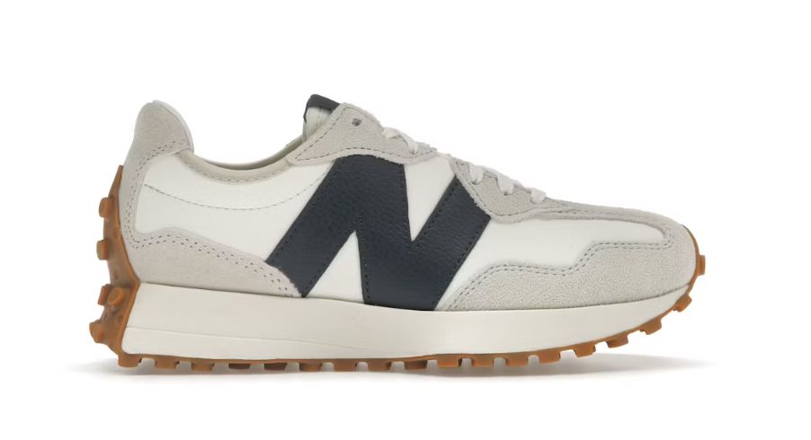 New Balance 327 Moonbeam Outerspace