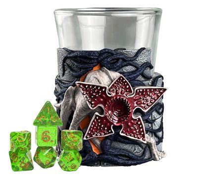 Stranger Things Mini Dice Cup - Demodog &amp; Dart