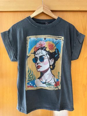 CAMISETA FRIDA PRINT