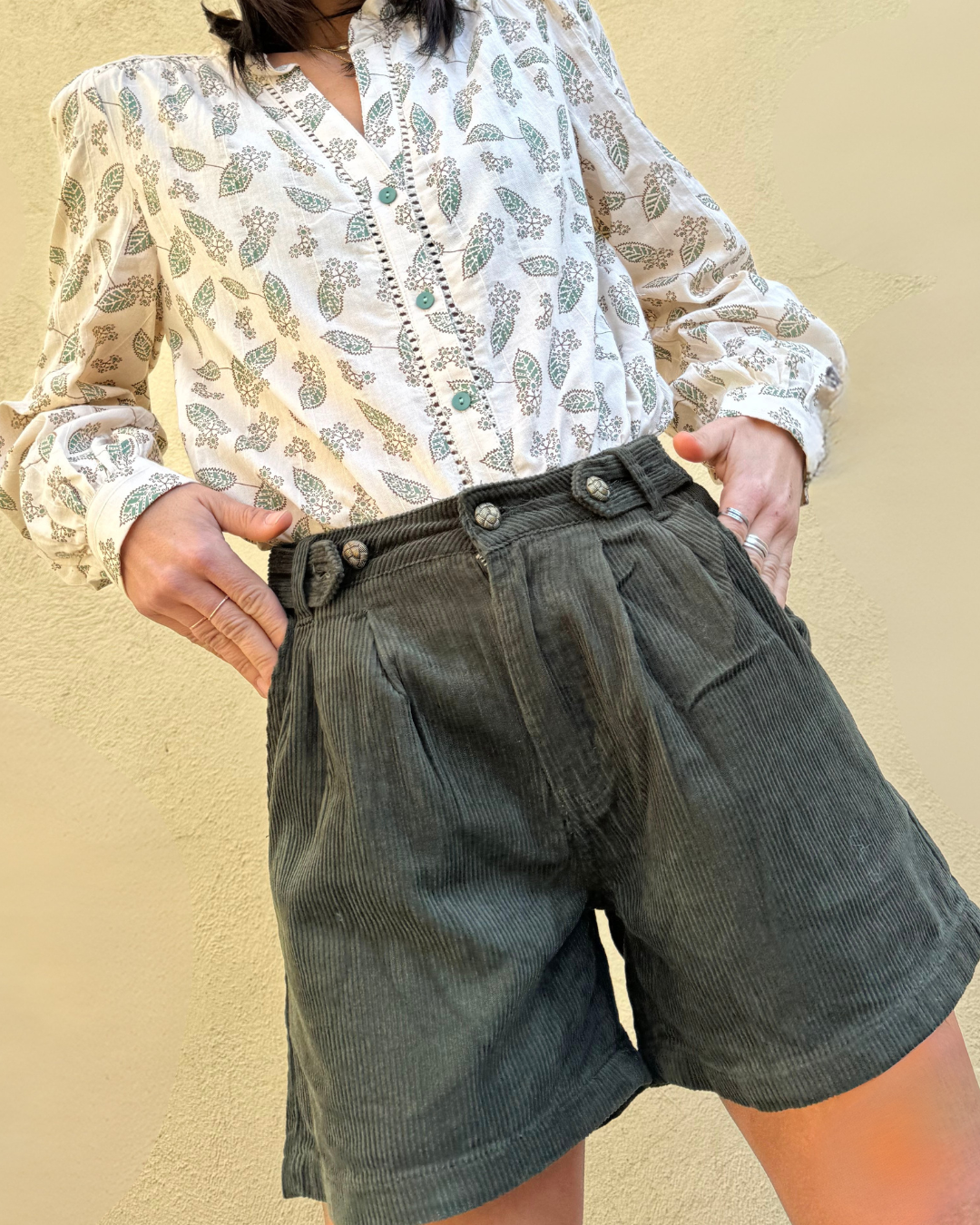 BERMUDAS DE PANA VERDE