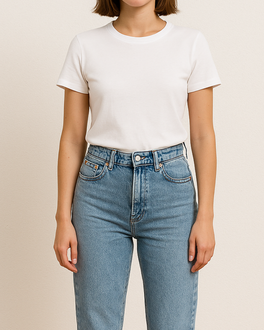 PANTALÓN DENIM MOM FIT DESHILACHADO