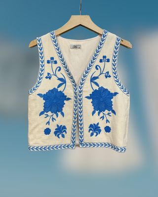 CHALECO BORDADO FLORAL