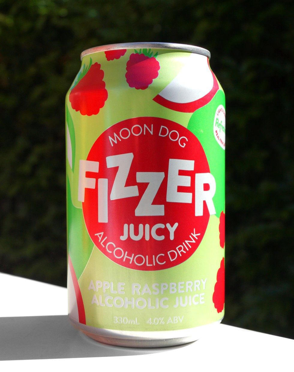 Moon Dog Fizzer Juicy Apple Raspberry Alcoholic Juice