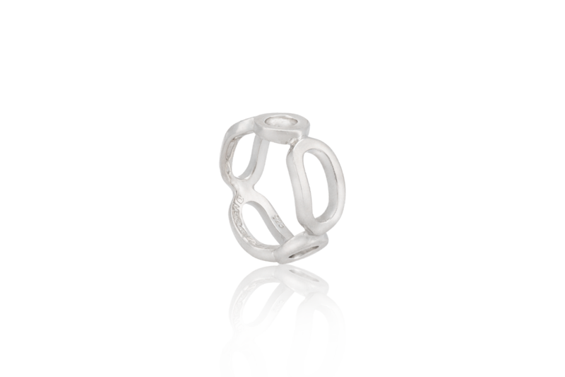 Lozenge Link Ring