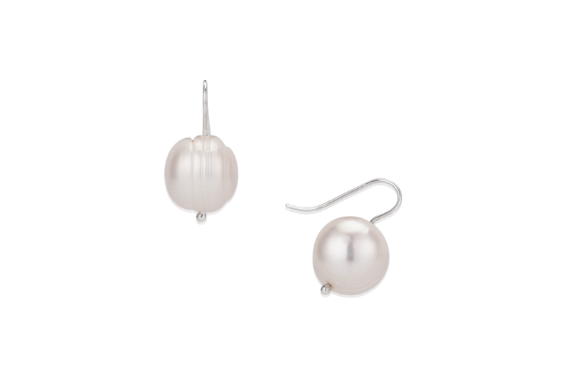 Circle Pearl Dangles