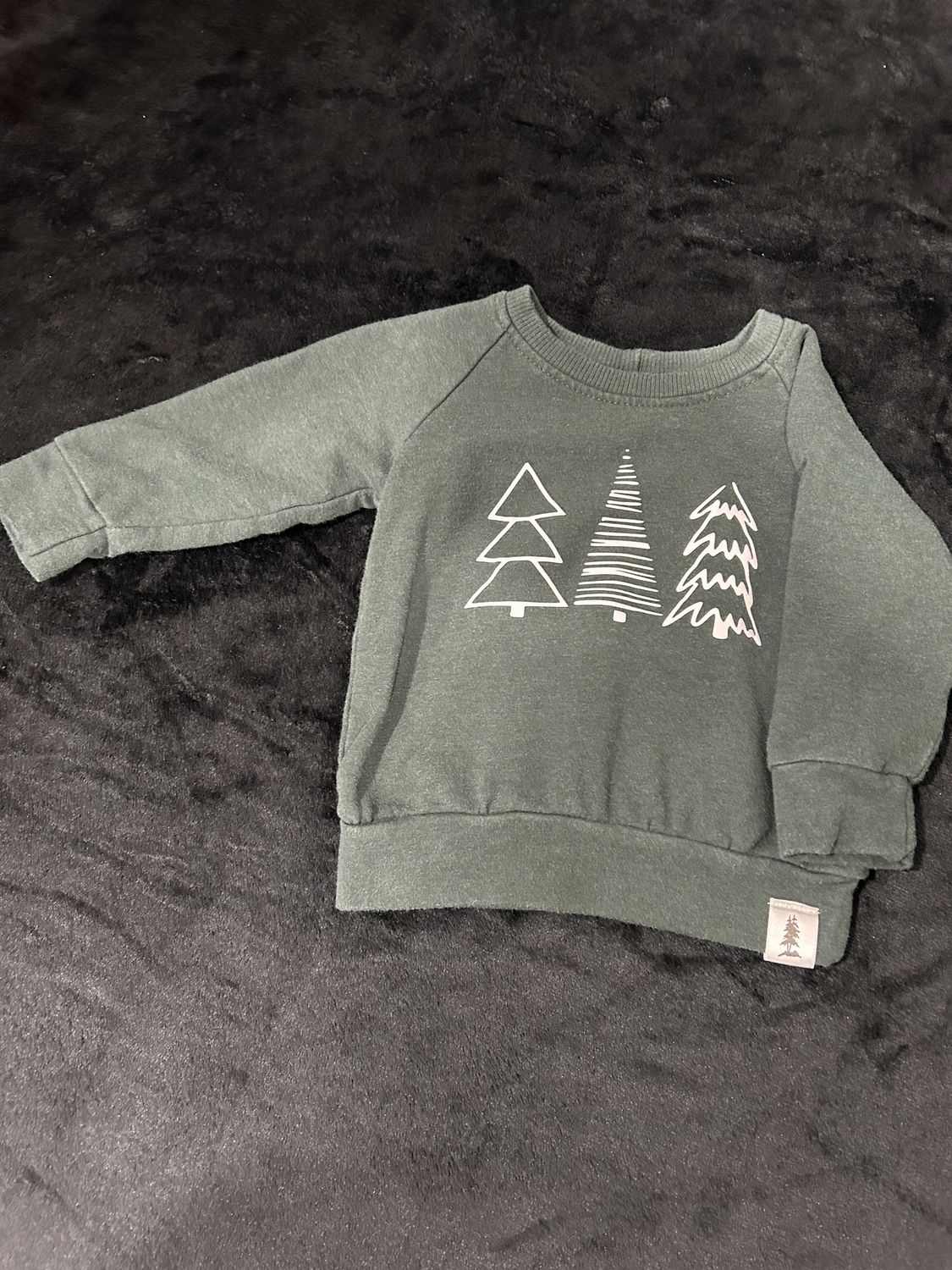 0-6m Boreal Babe Long Sleeve Trees