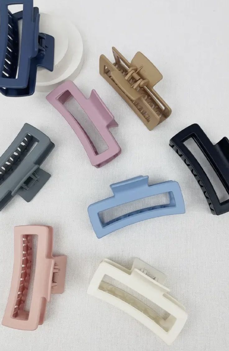 Matte Hair Claw