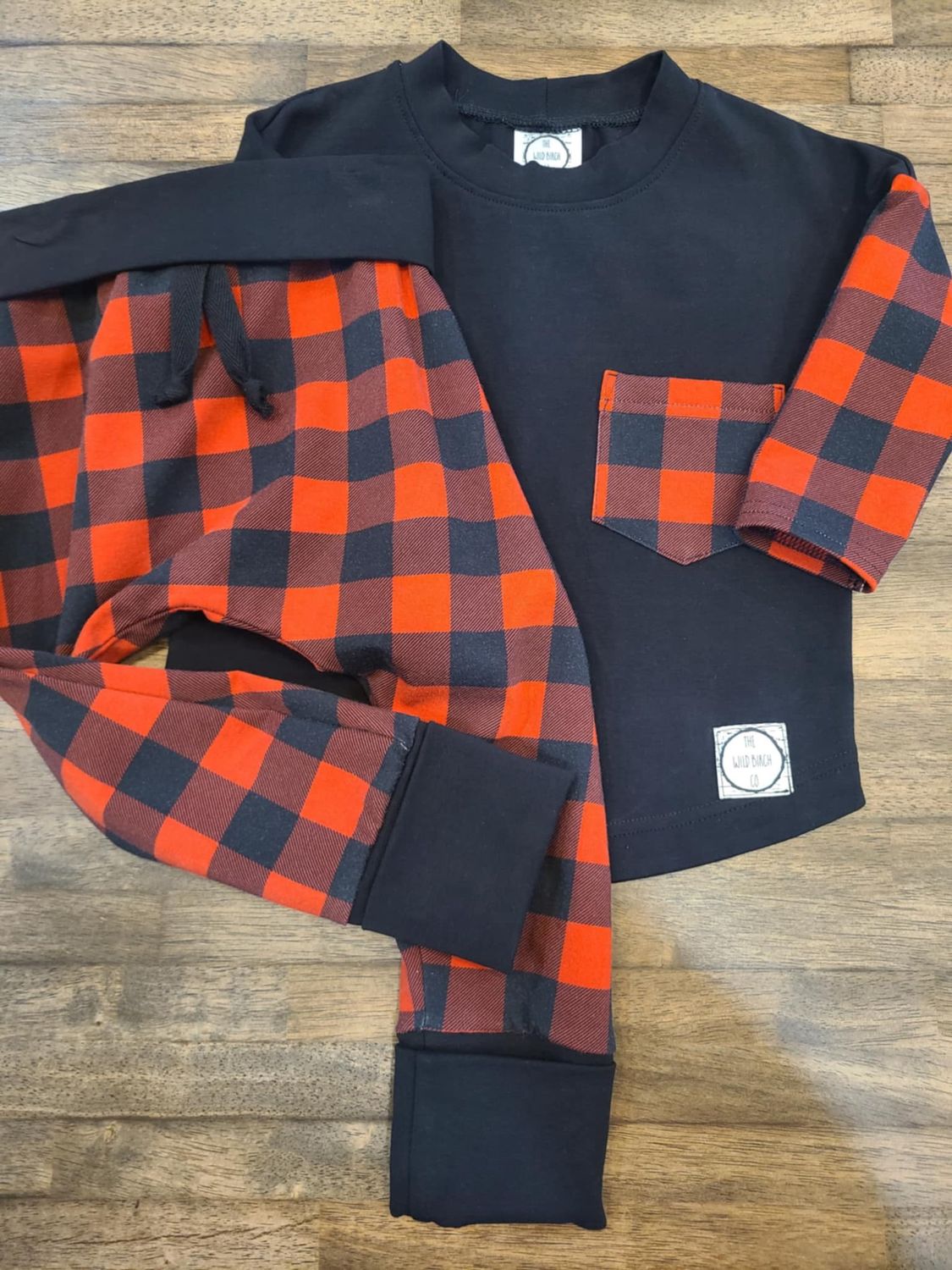 12-18m 2pc Black &amp; Red Plaid Set