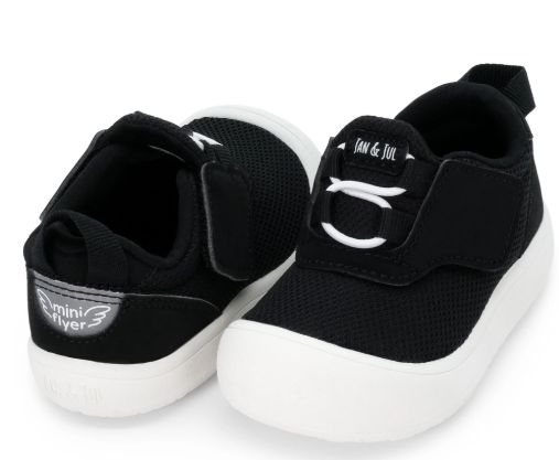 Mini Flyer Shoes, Colour: Black Tie, Size: 4