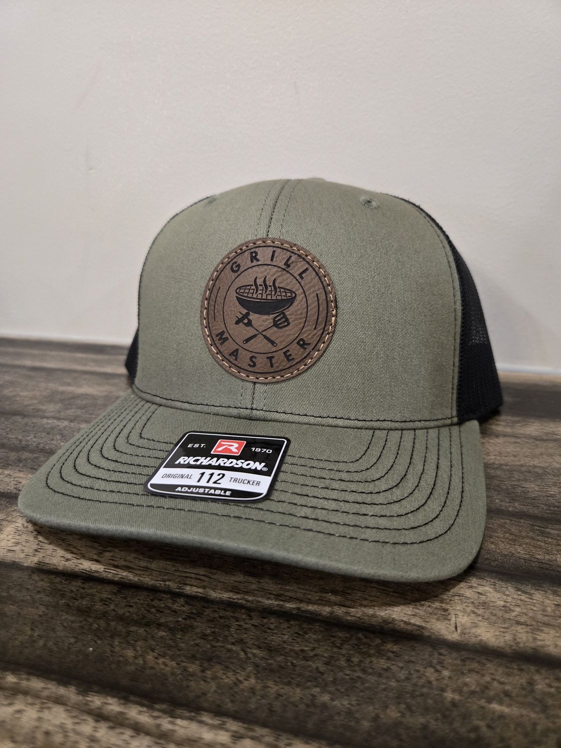 Grill Master Hat, Colour: Curved Sage