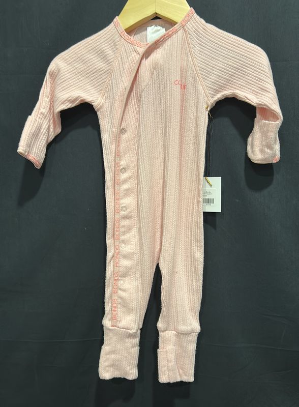 0-3m Bonds Pink Cozysuit