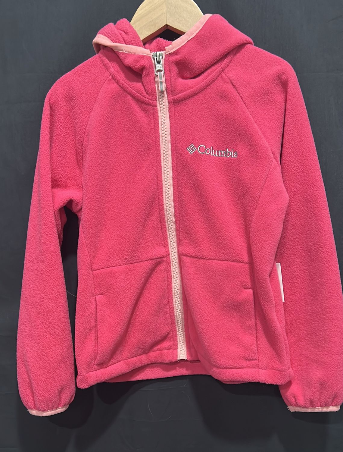 4/5 Columbia Pink Sweater