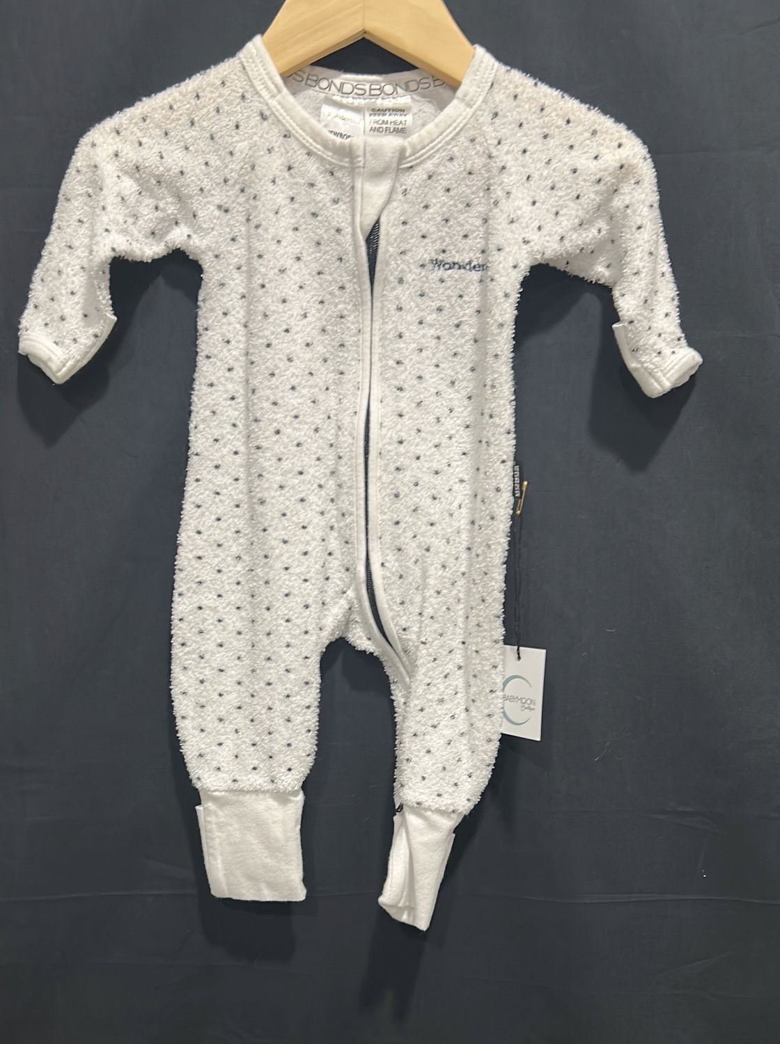 Newborn Bonds White Dot Sleeper