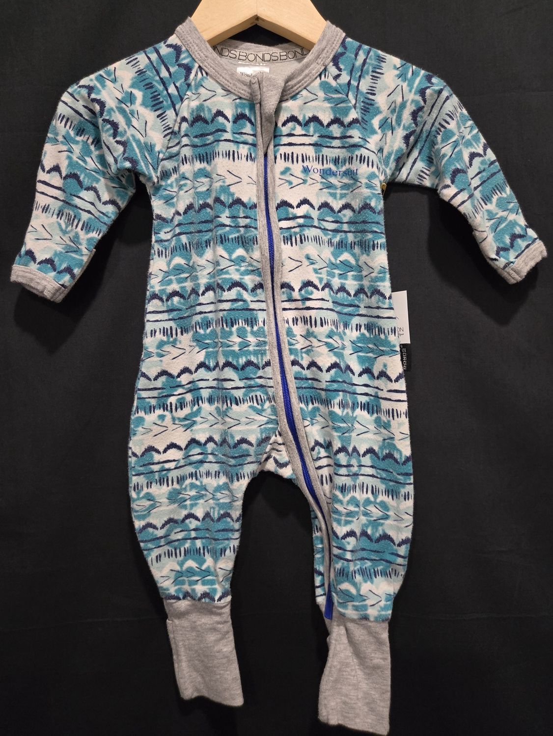 0-3m Bonds Geometric Sleeper