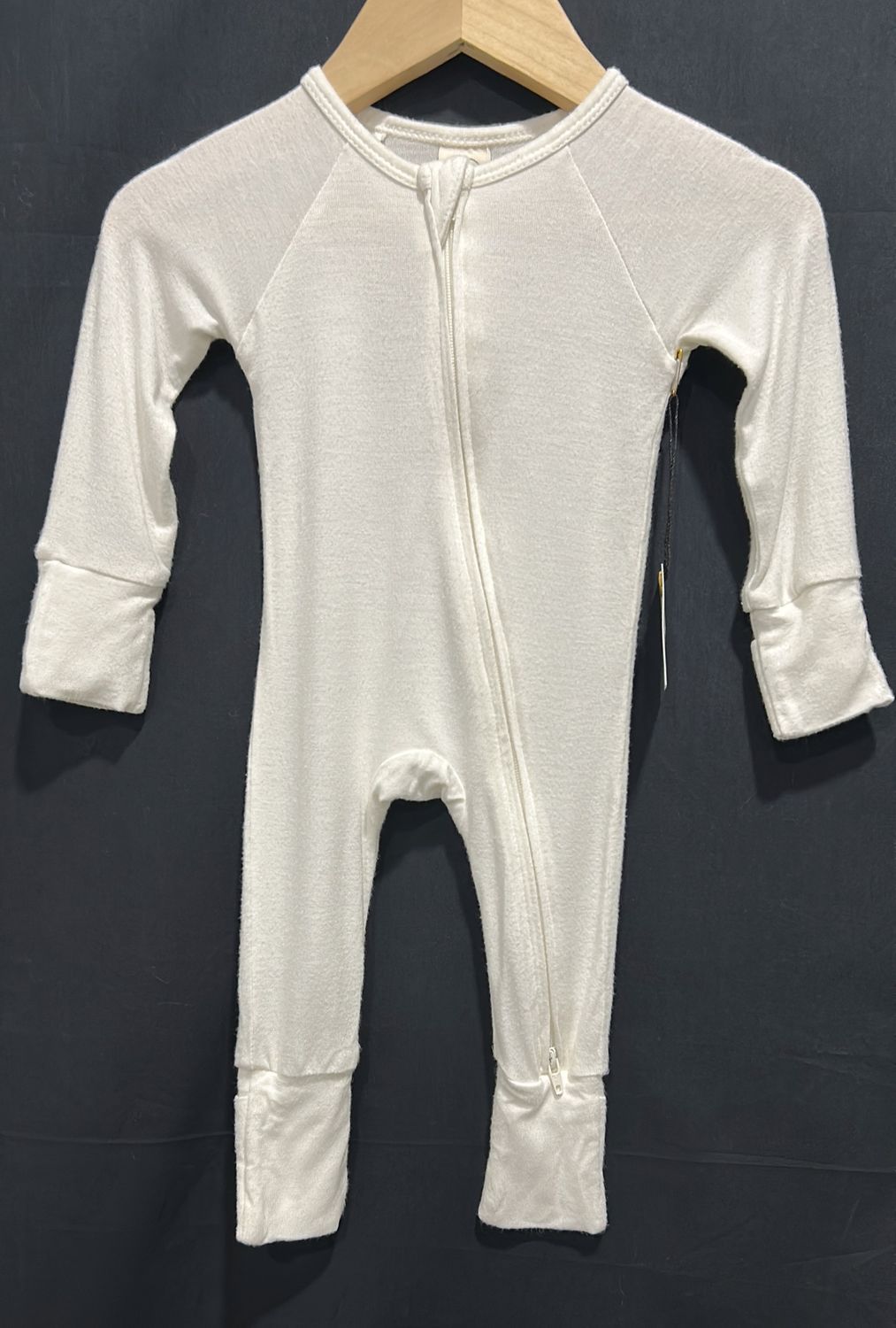 0-3m Larkspur White Sleeper