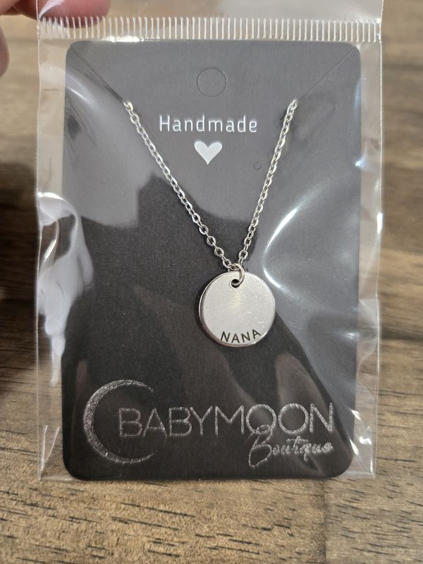 Nana Round Necklace