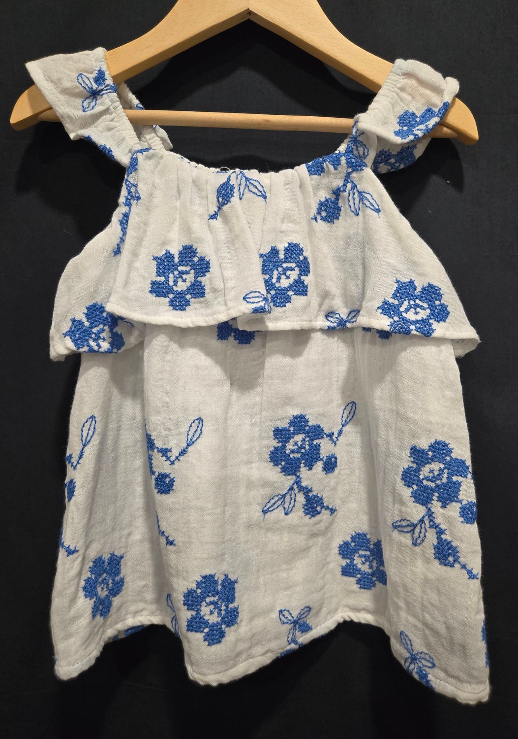 Used 3/4T Zara White Tank