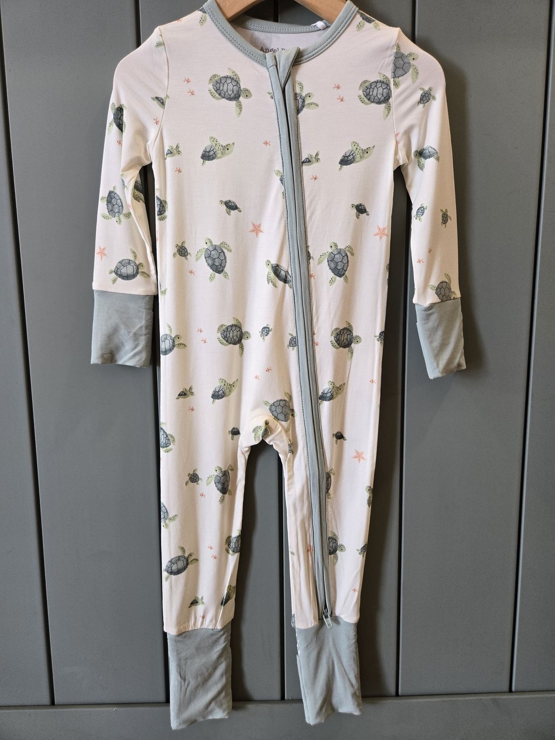 Sea Turtles Convertible Sleeper, Size: 6-12M