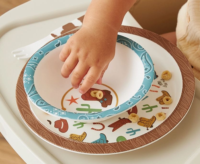 Itzy Bistro 4Pc Dining Set Giddy Up