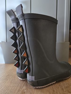 Dino Spikes Rubber Boots (sizes 5.5 &amp; up)