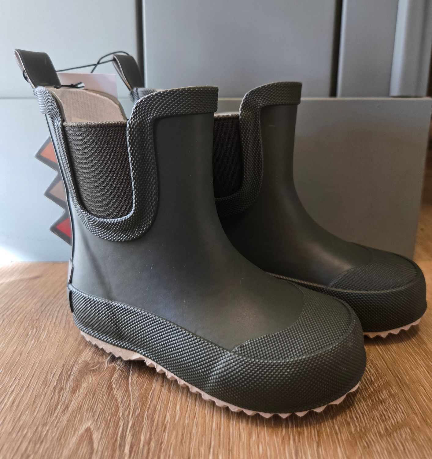 Dino Spikes Short Rubber Boots (sz 3 )