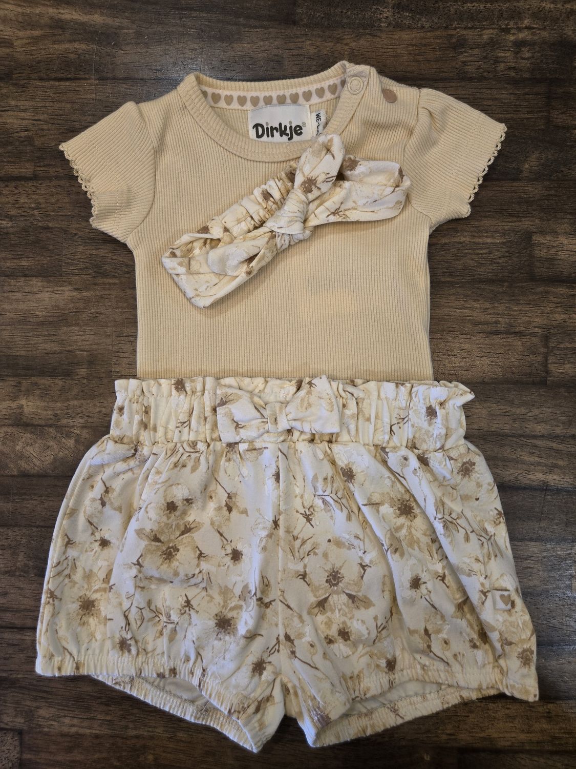 Dirkje Blossom 2pc short Set