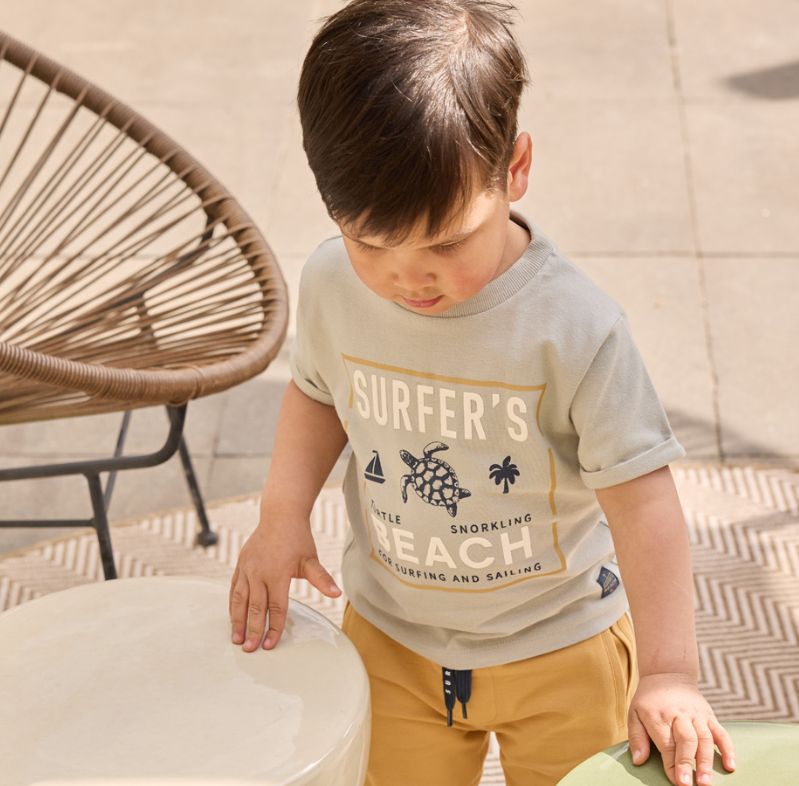 Dirkje Green Turtle Tshirt 12m left Dirkje Green Turtle Tshirt 12m left