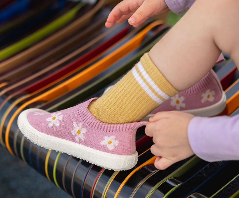 Graphic Knit Shoes- Various Colors