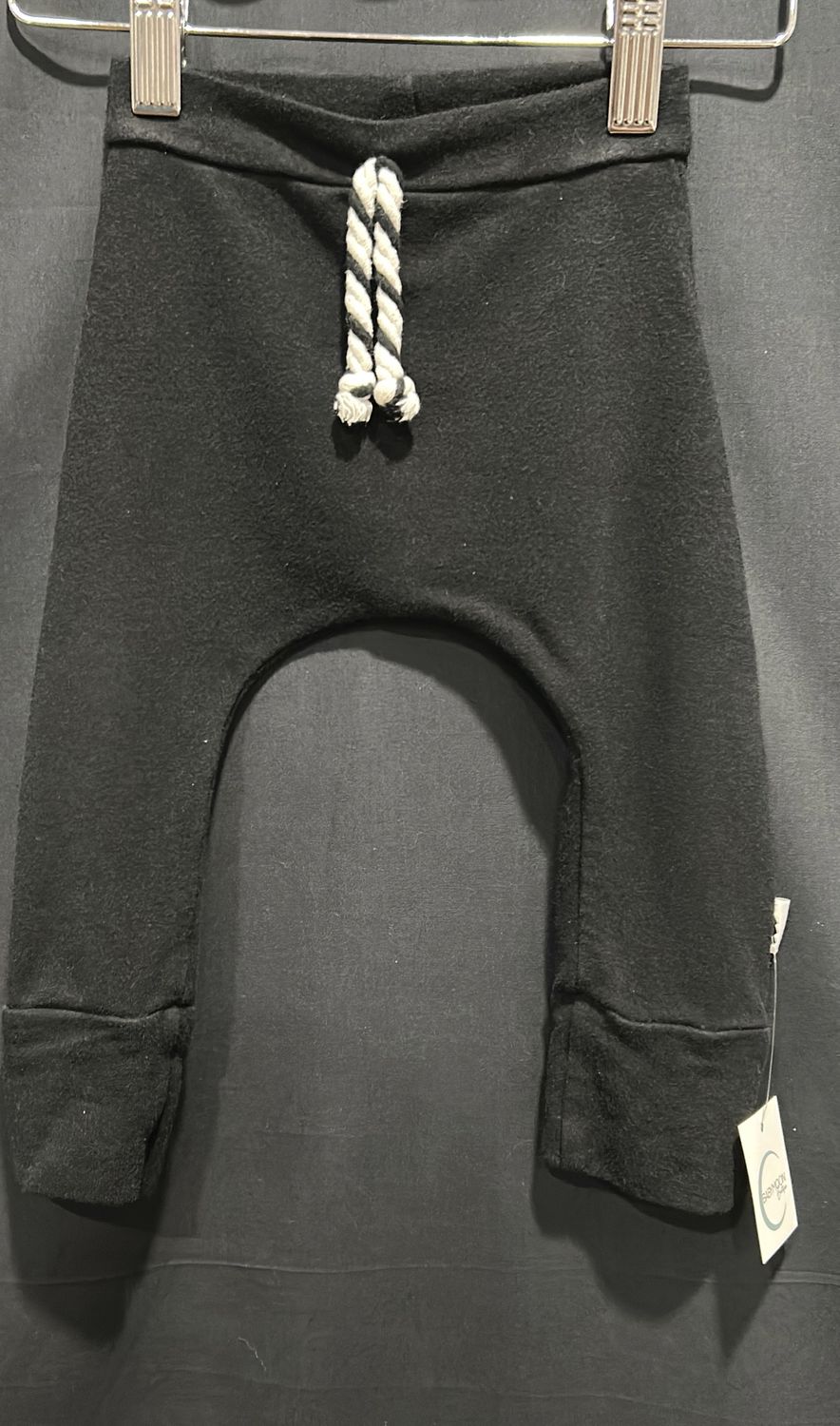 Used 1T North Kinder Black Joggers