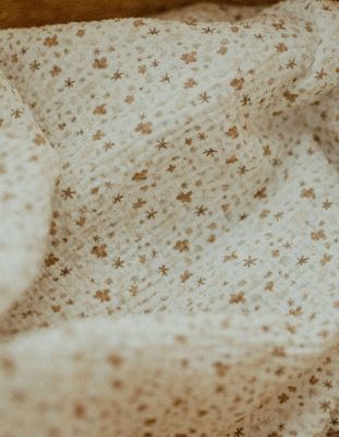 Organic Cotton Muslin Swaddle – Floral