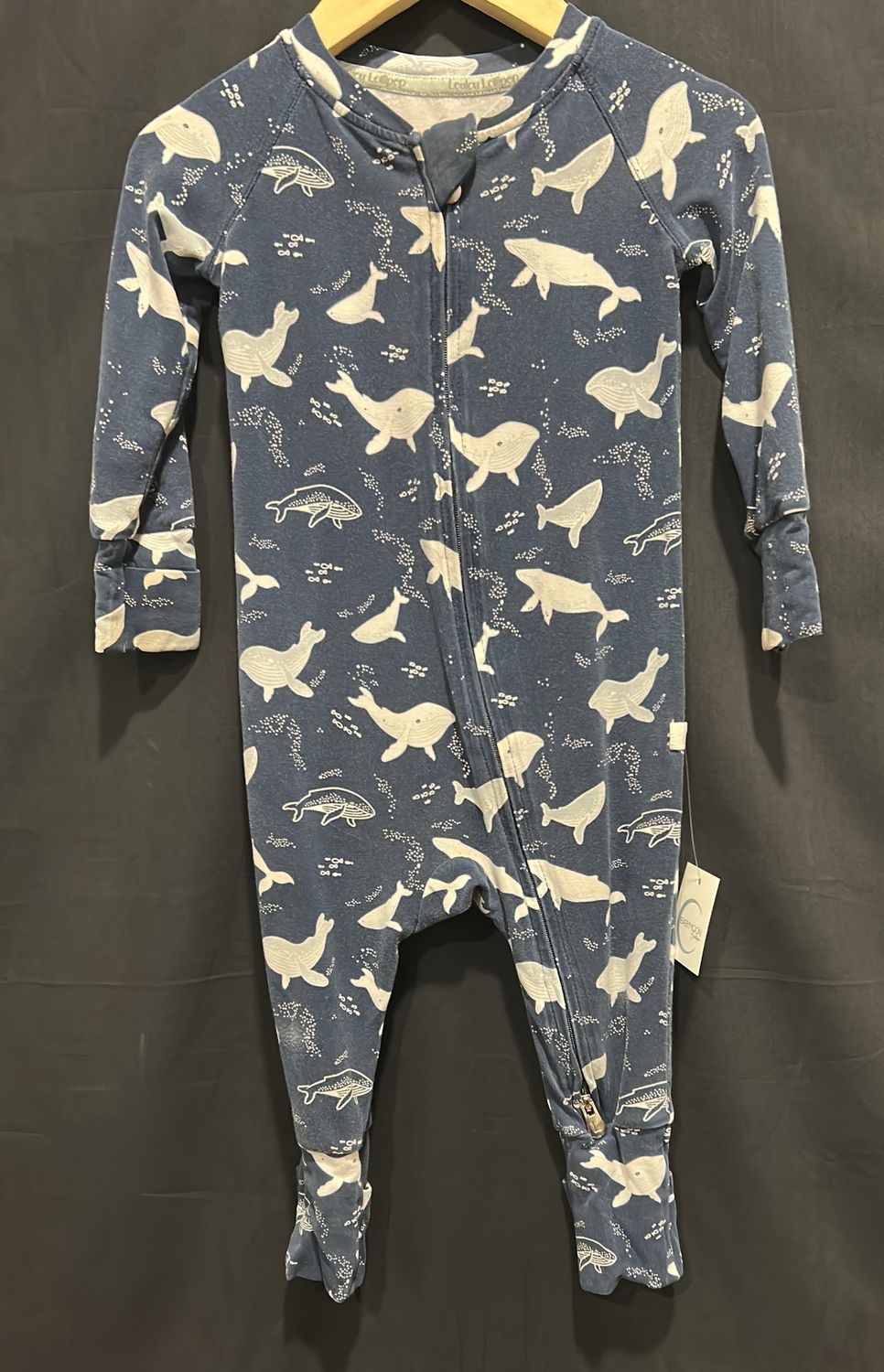 Used 6-12m Loulou Lollpop Whale Sleeper