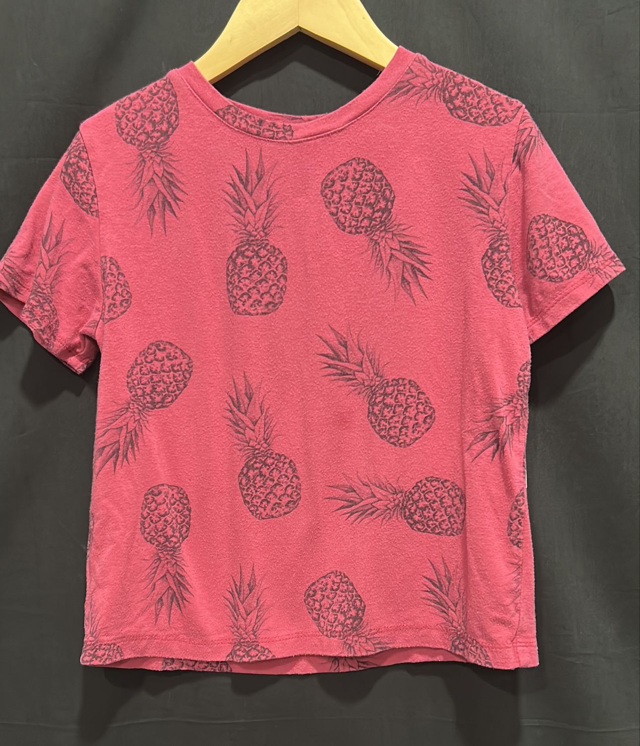 Used 3T Posh &amp; Cozy Pineapple Tshirt