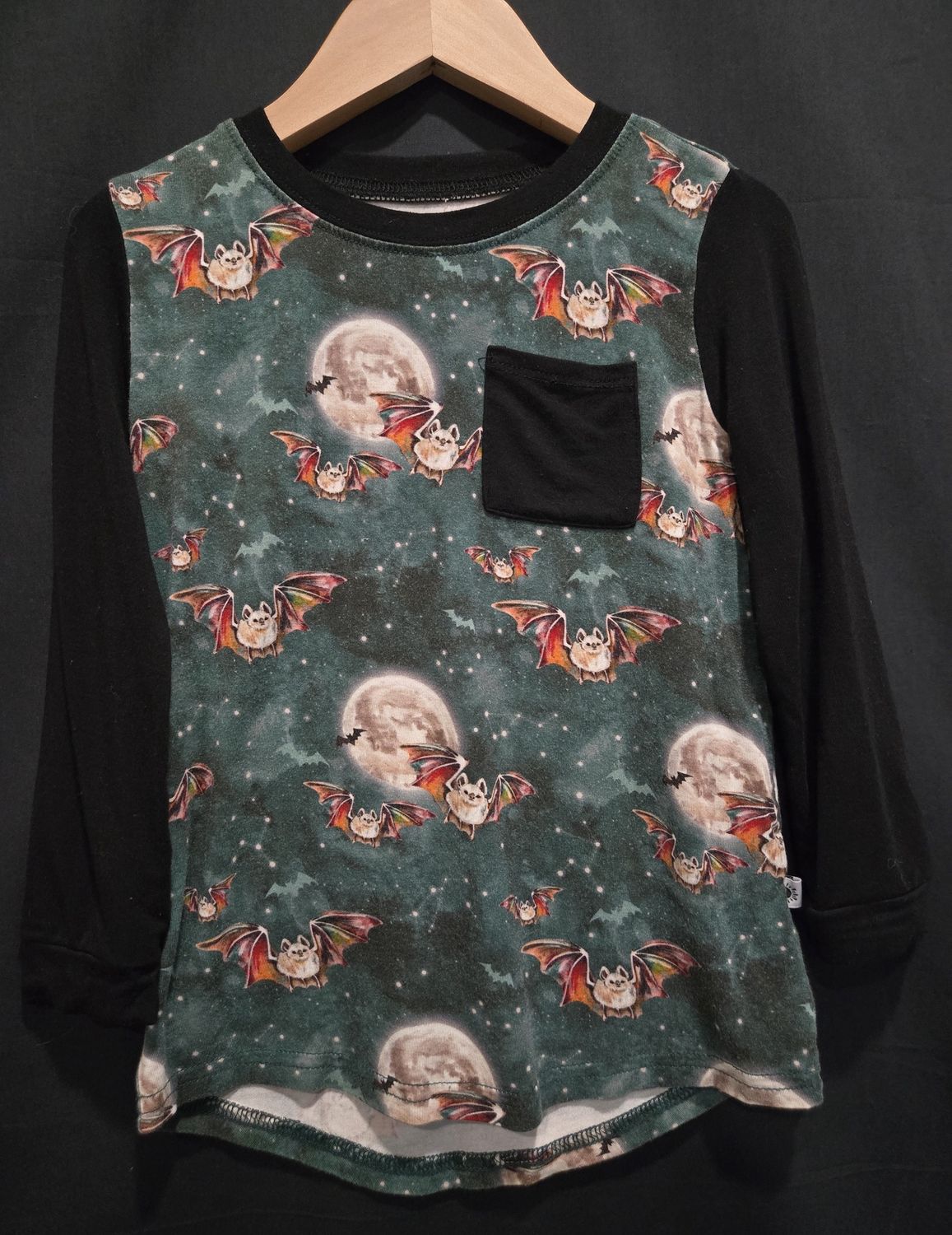 Used 2T Ploom Bats Long Sleeve
