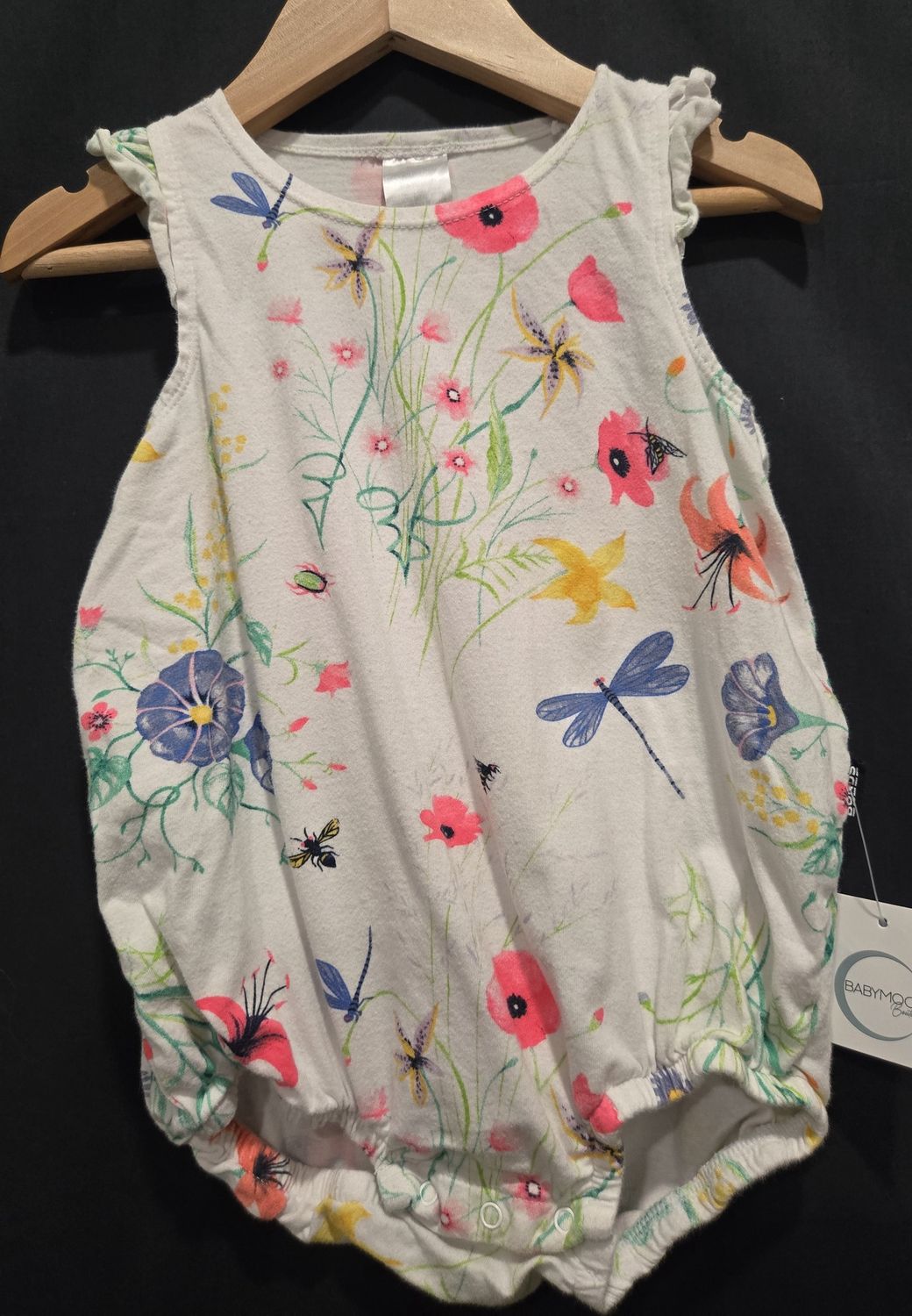 Used 12-18m Bonds White Floral Onesie