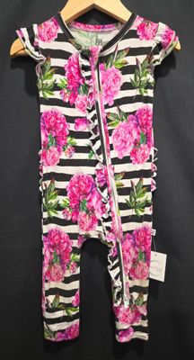 Used 9-12m Bums & Roses SS Sleeper
