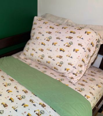 Diggers & Movers Pillowcase - bamboo