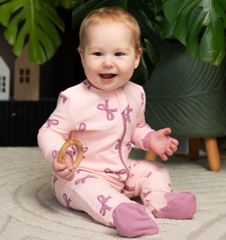 Silkberry Fleece Footie Bow Print