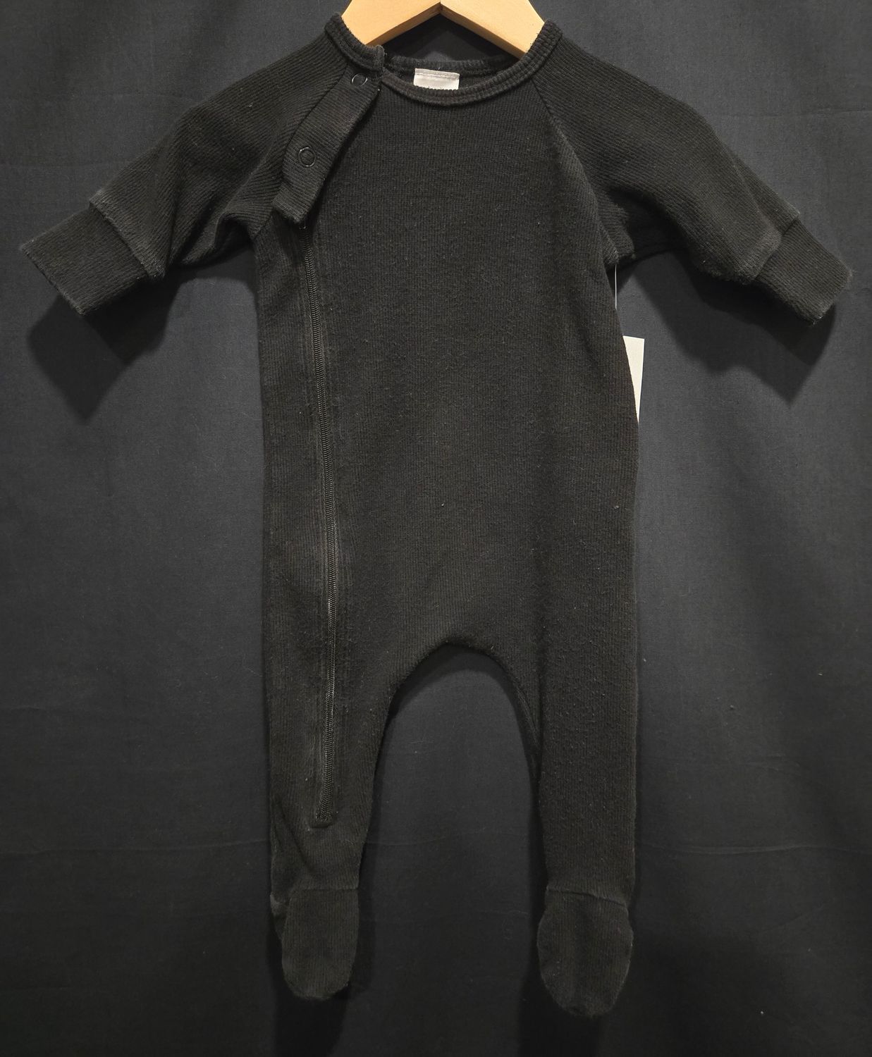 Used 3-6m Posh &amp; Cozy Sleeper Black Ribbed