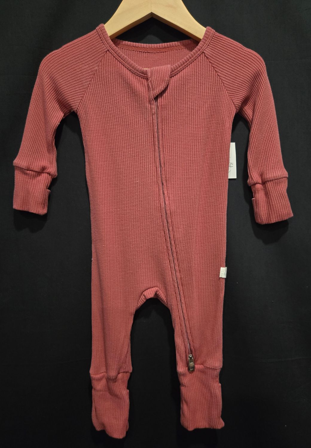 Used 0-3m Loulou Lollipop Raspberry Sleeper