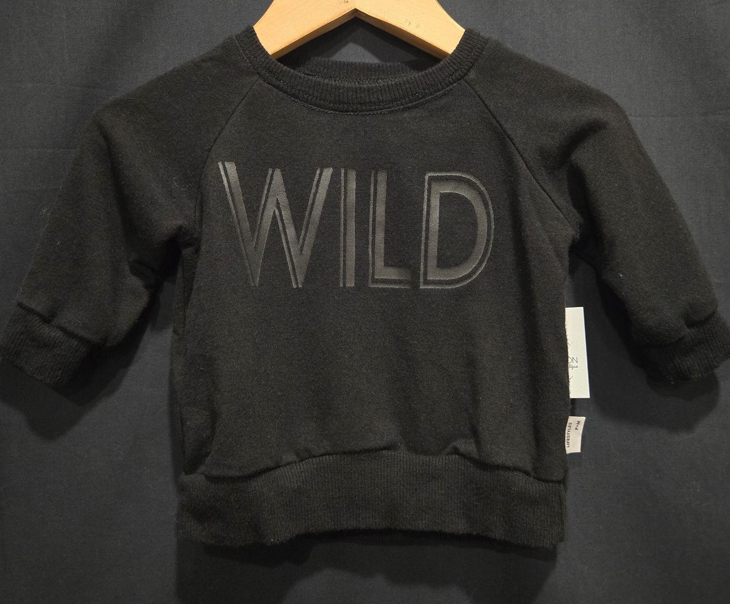 Used 0-6m Portage &amp; Main Wild Long Sleeve