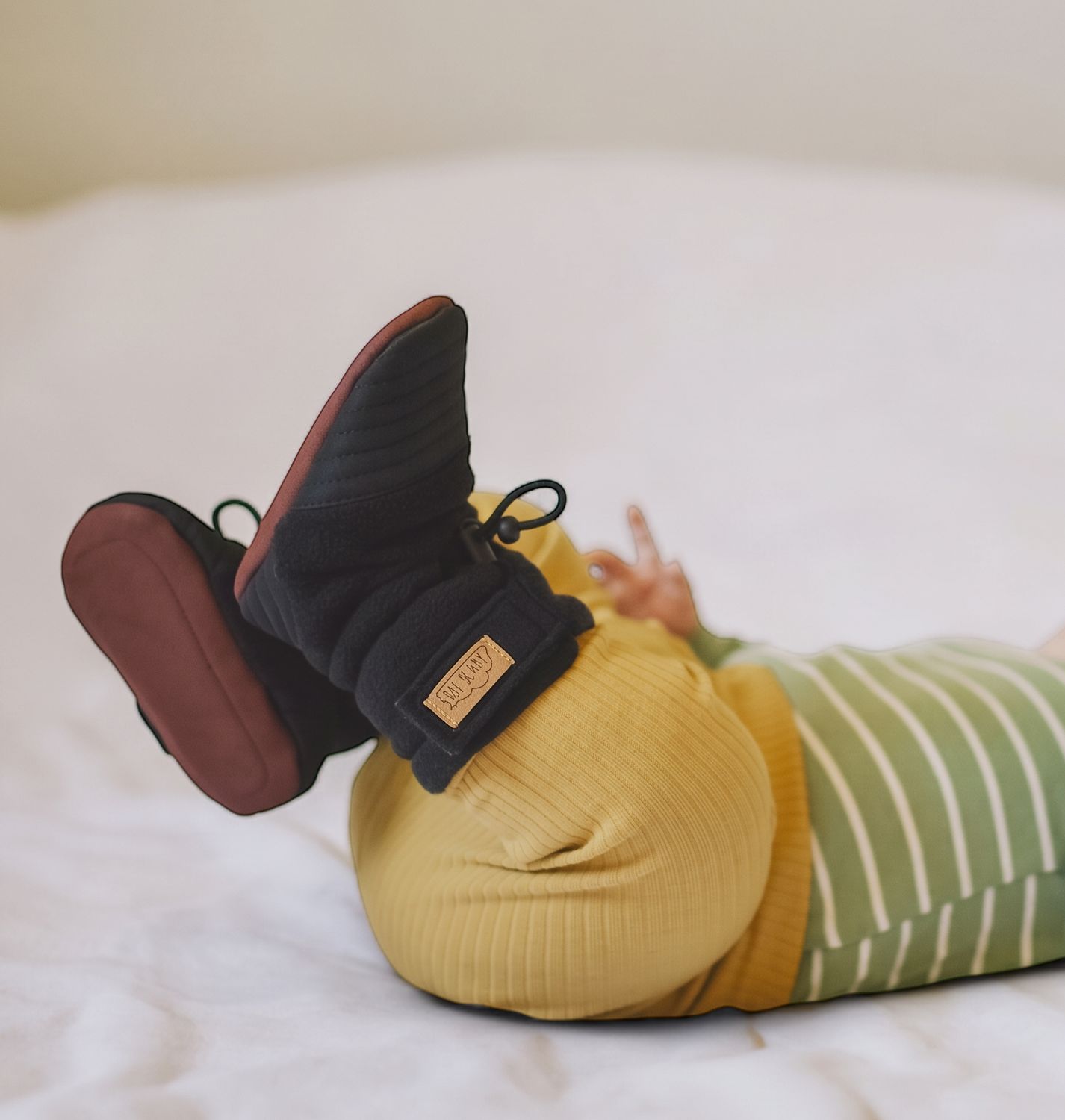 Black Baby Stay Put Cozy Booties