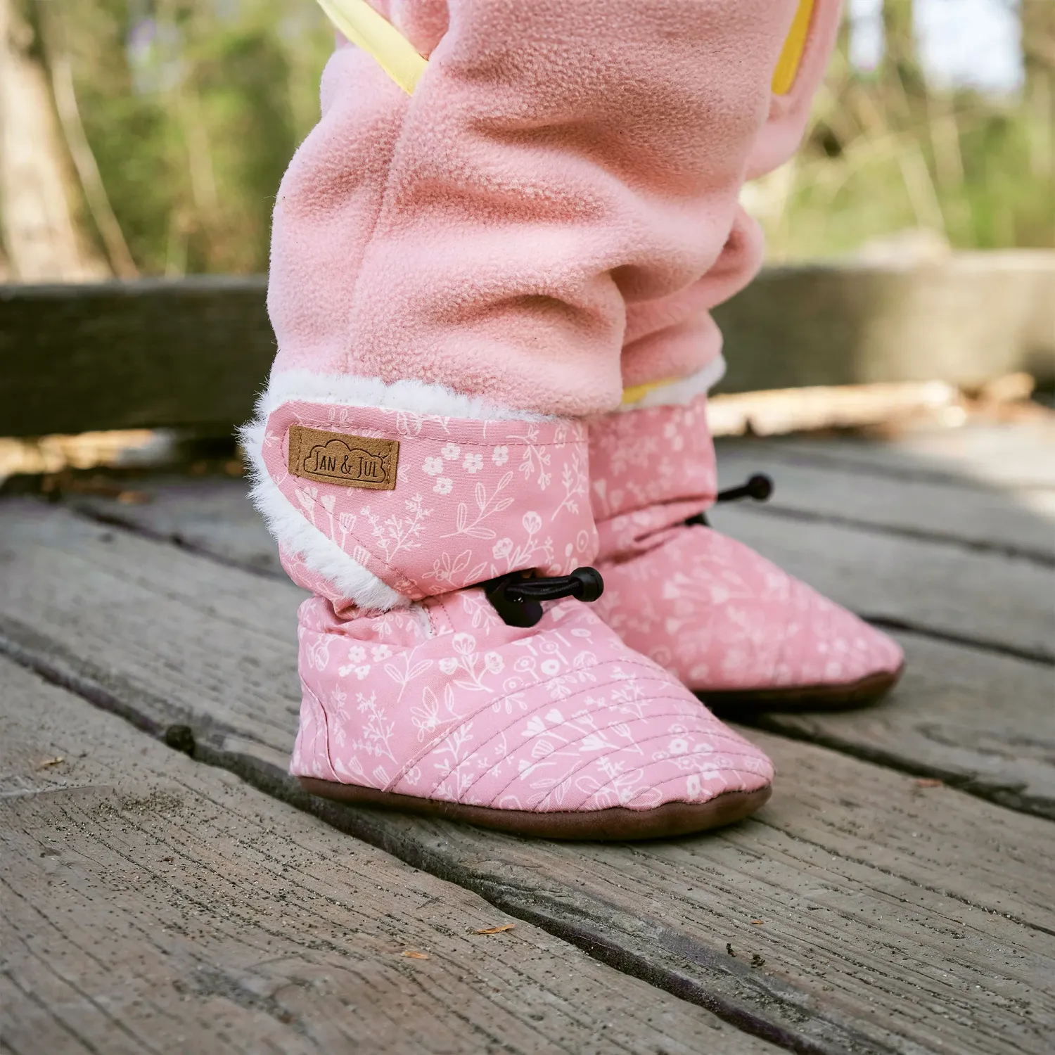 Prairie Flowers Baby Stay Put Winter Booties