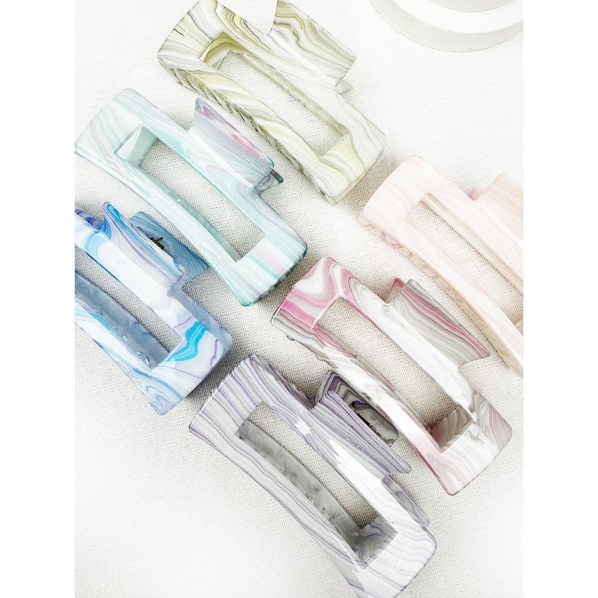 Marbled Pattern Cut Out Rectangle Hair Claw