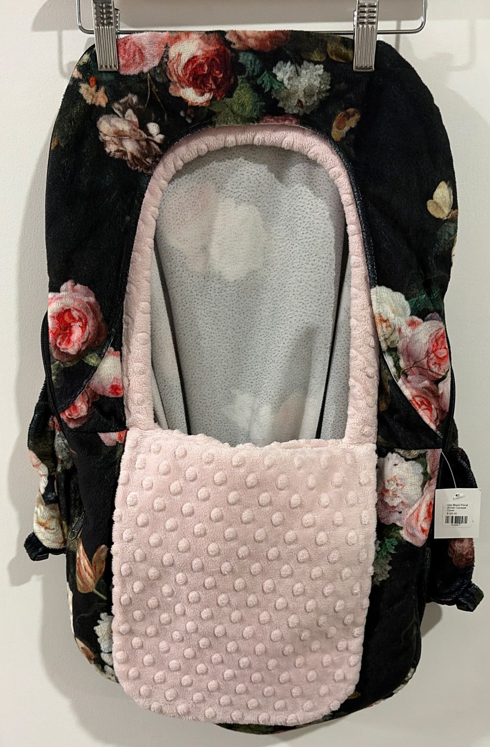 Used Gliz Black Floral Winter Carseat Cover