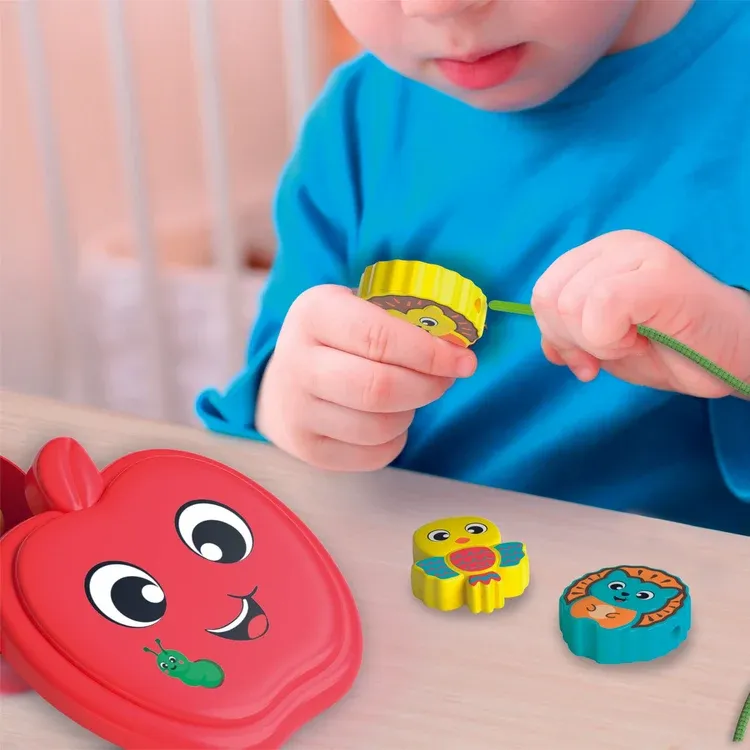 Happy Apple &amp; Friends Lacing Game