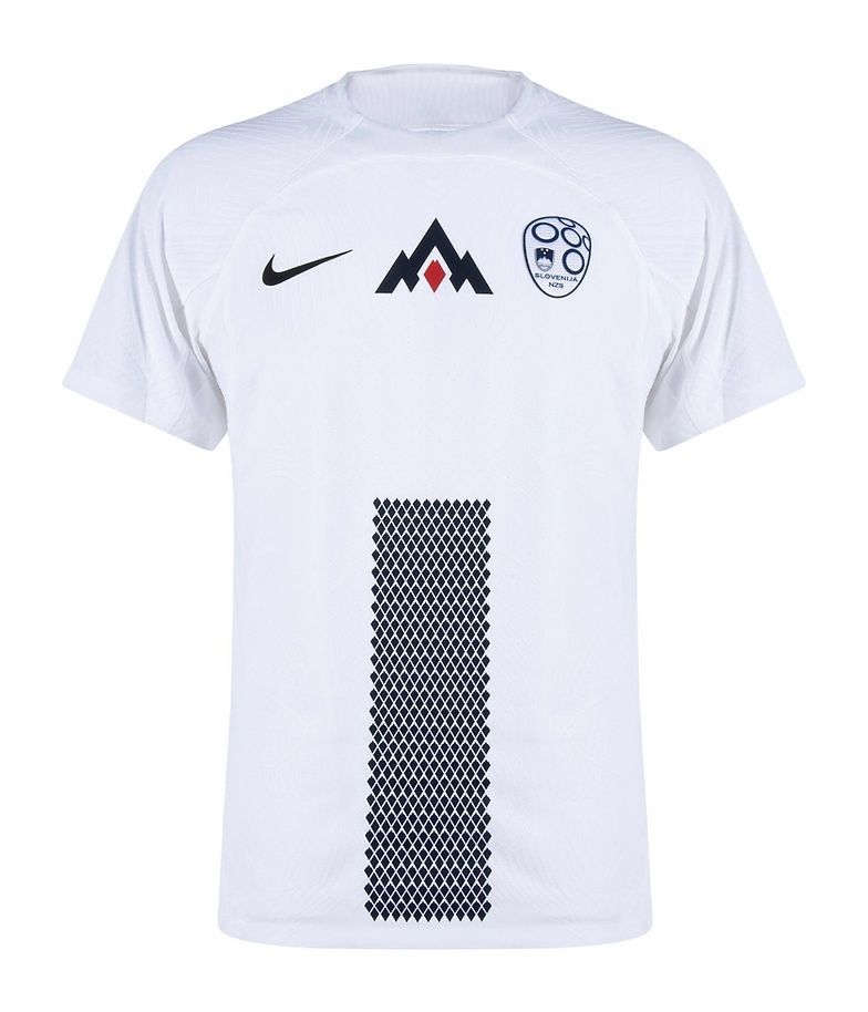 Slovenia Home Soccer Jersey 2024