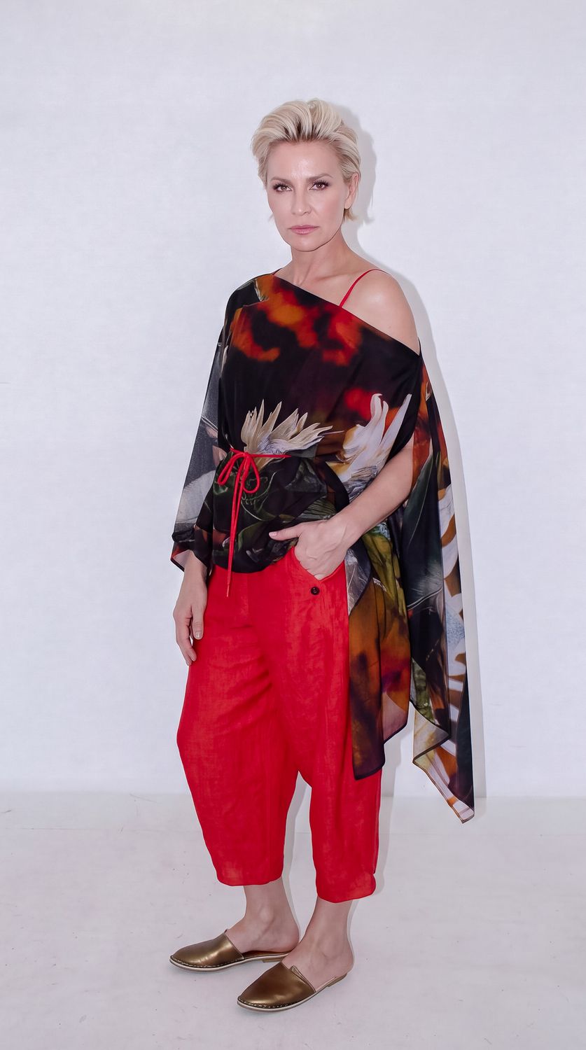 Carla Tunic, Print: Burnt Orange with with King Protea, Size: one size fits all